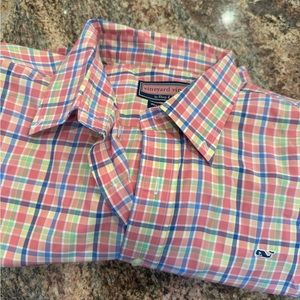 Like new Vineyard Vines men’s button up